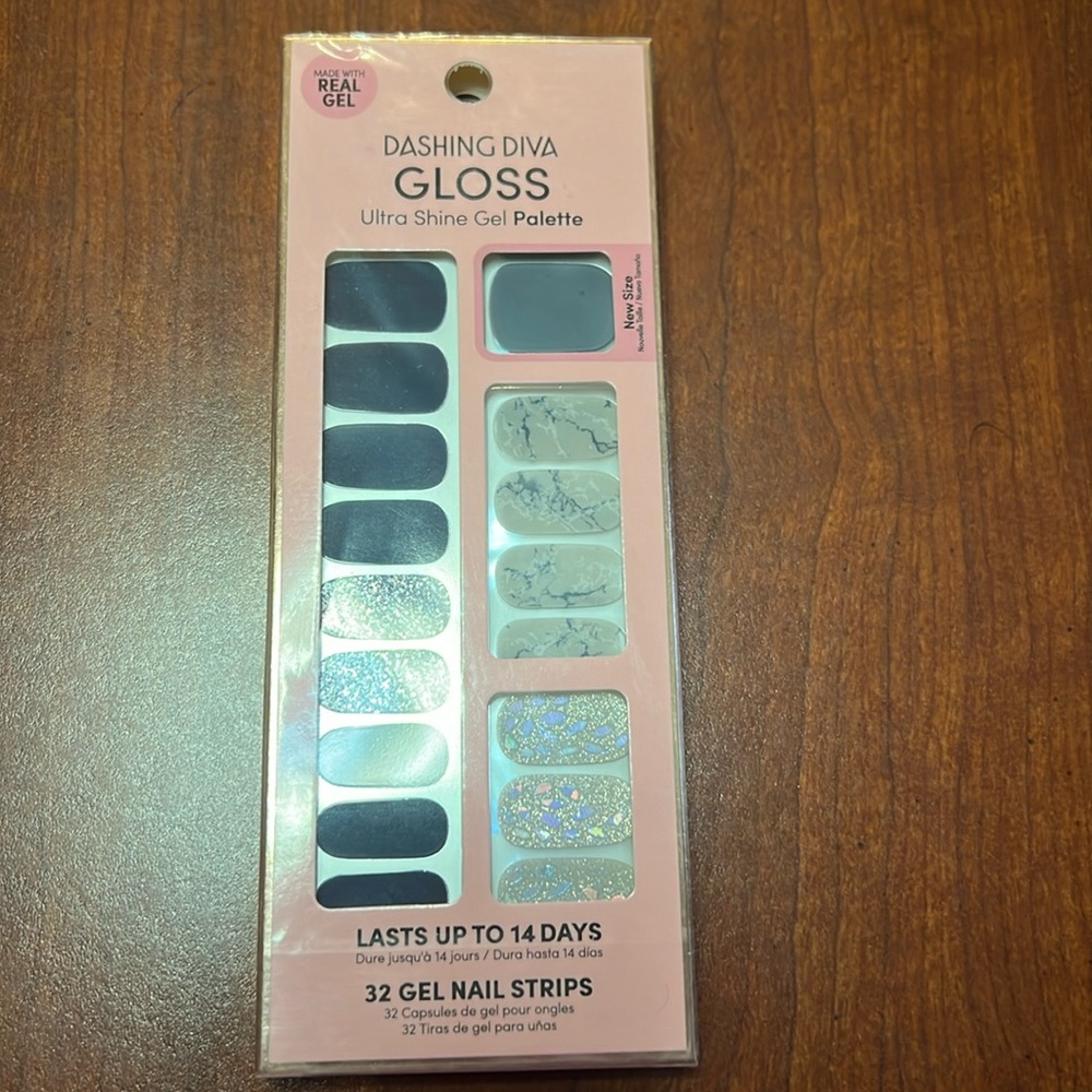 Dashing diva nail strips